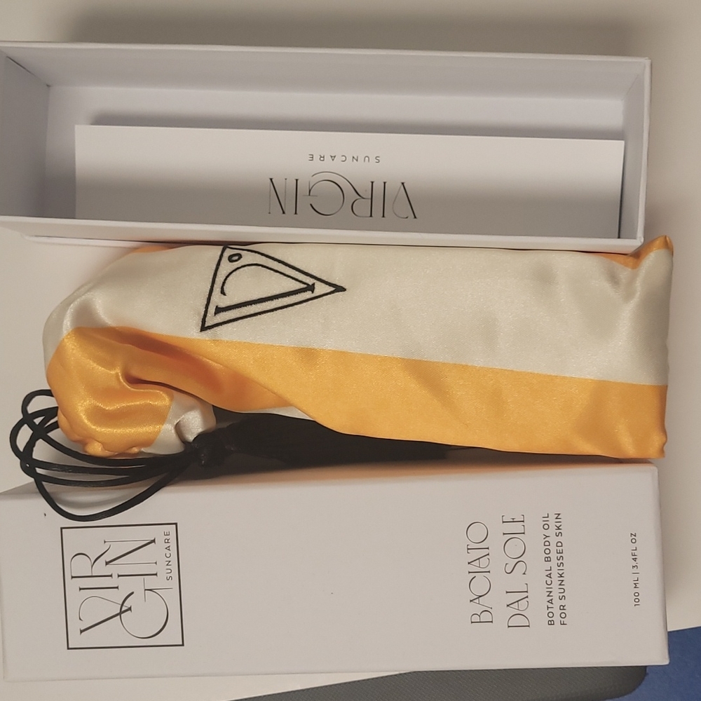 Virginia Suncare oil